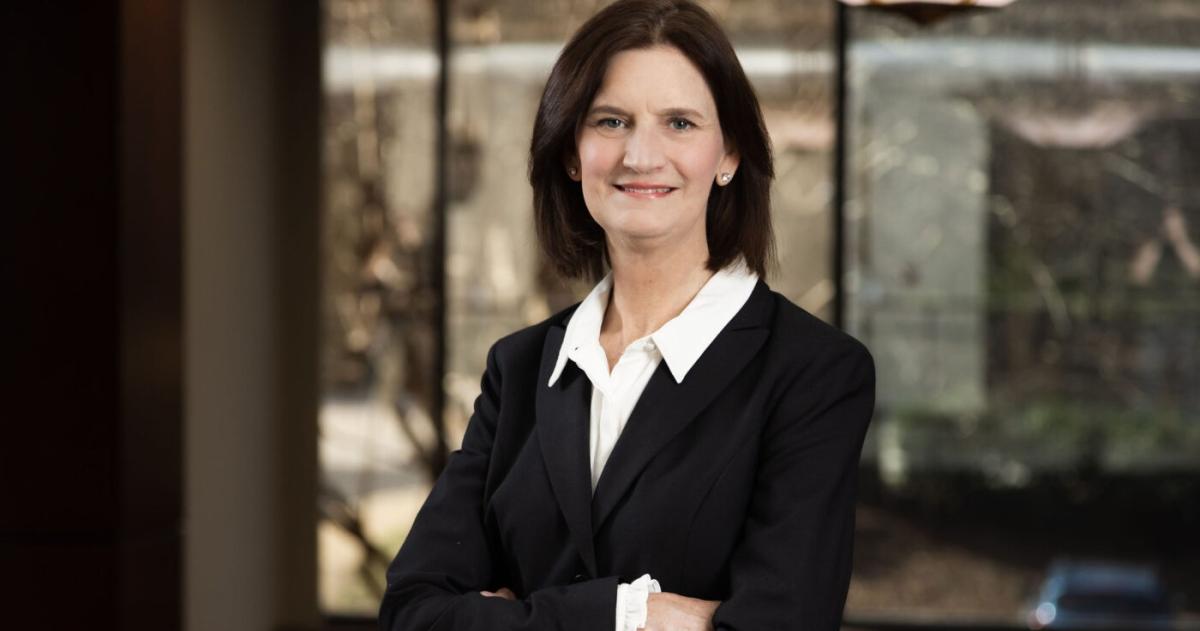 Beth Dalton Professional Headshot